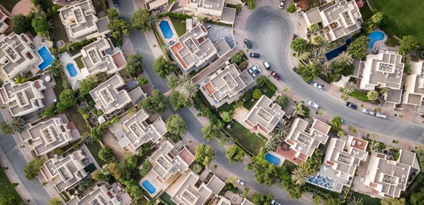 نمای رومی ساختمان؛ مزایا، معایب و نکات اجرا